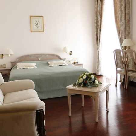 Hotel Mozart Opatija Exterior foto