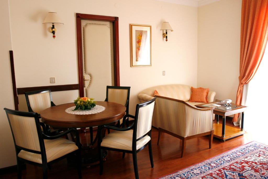 Hotel Mozart Opatija Quarto foto